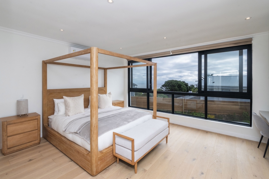 4 Bedroom Property for Sale in Camps Bay Western Cape